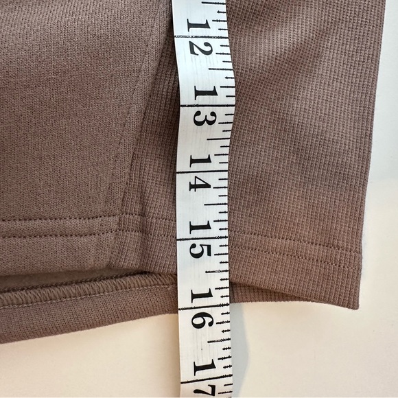 Lululemon Scuba HR Mini Skirt Small‎ Taupetastic Stretch Athleisure new - Picture 7 of 8